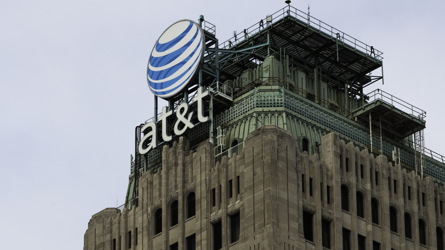 How Port-Out Fraud Created a Catastrophe for AT&T